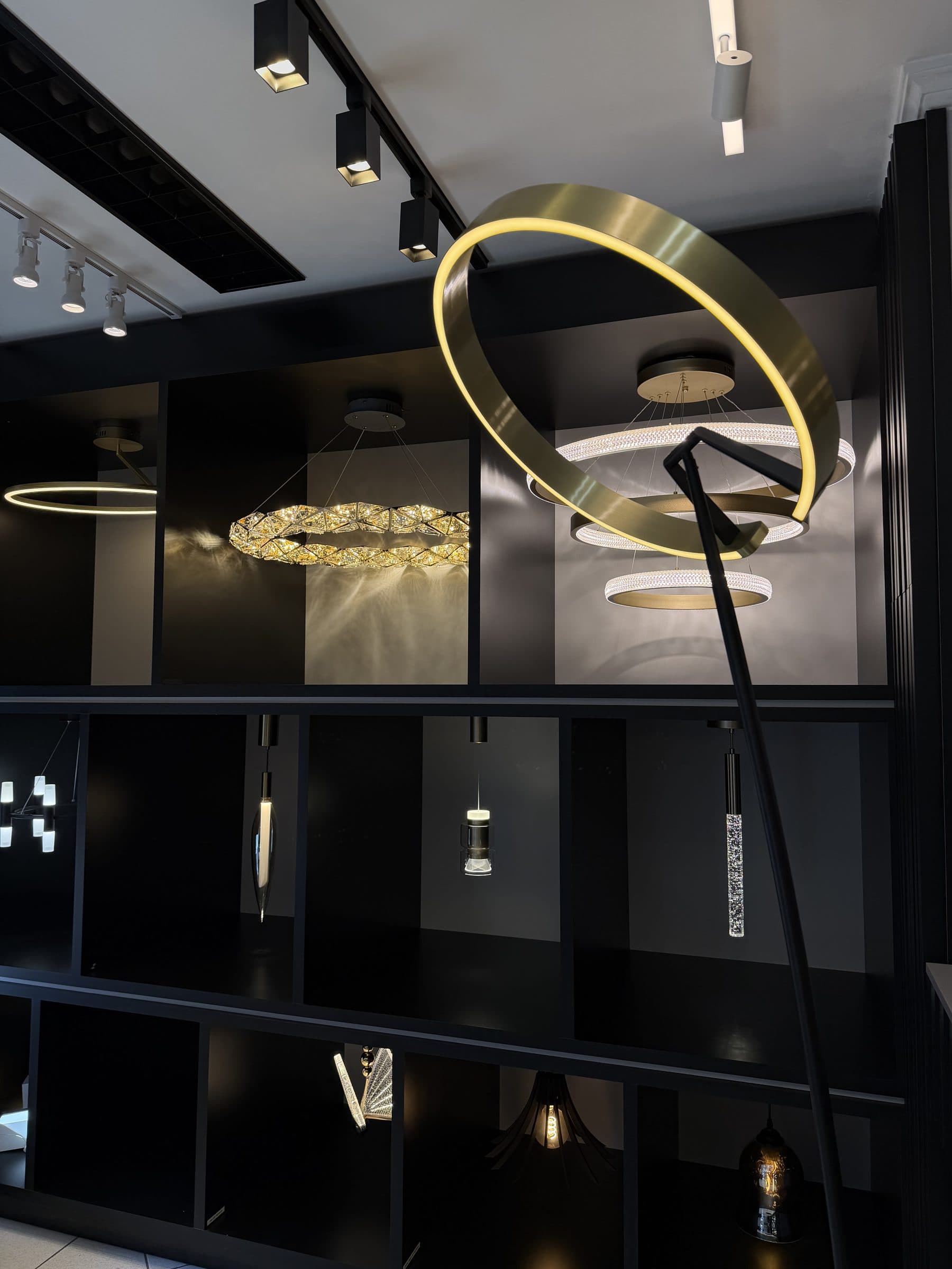Showroom de iluminação e materiais elétricos da Elétrica NORD em Porto União (SC)